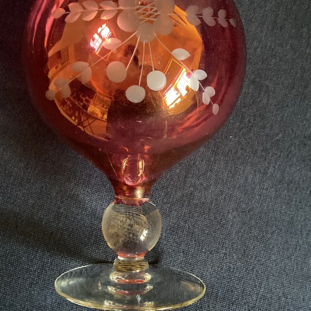 Vintage cranberry ruffle edged pedestal goblet flower bowl